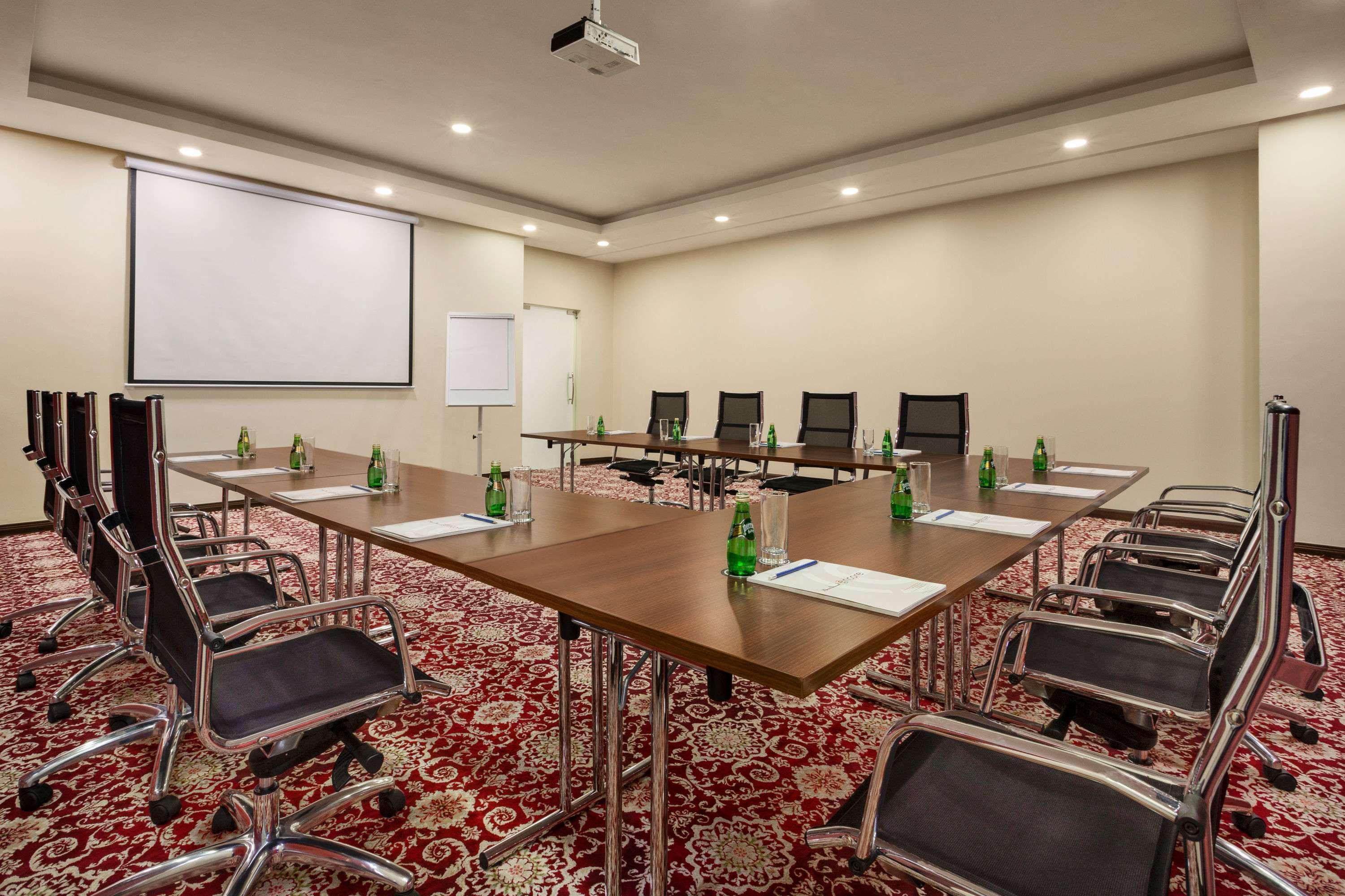 Ramada Encore By Wyndham Kuwait Downtown Kuwait City Exterior foto