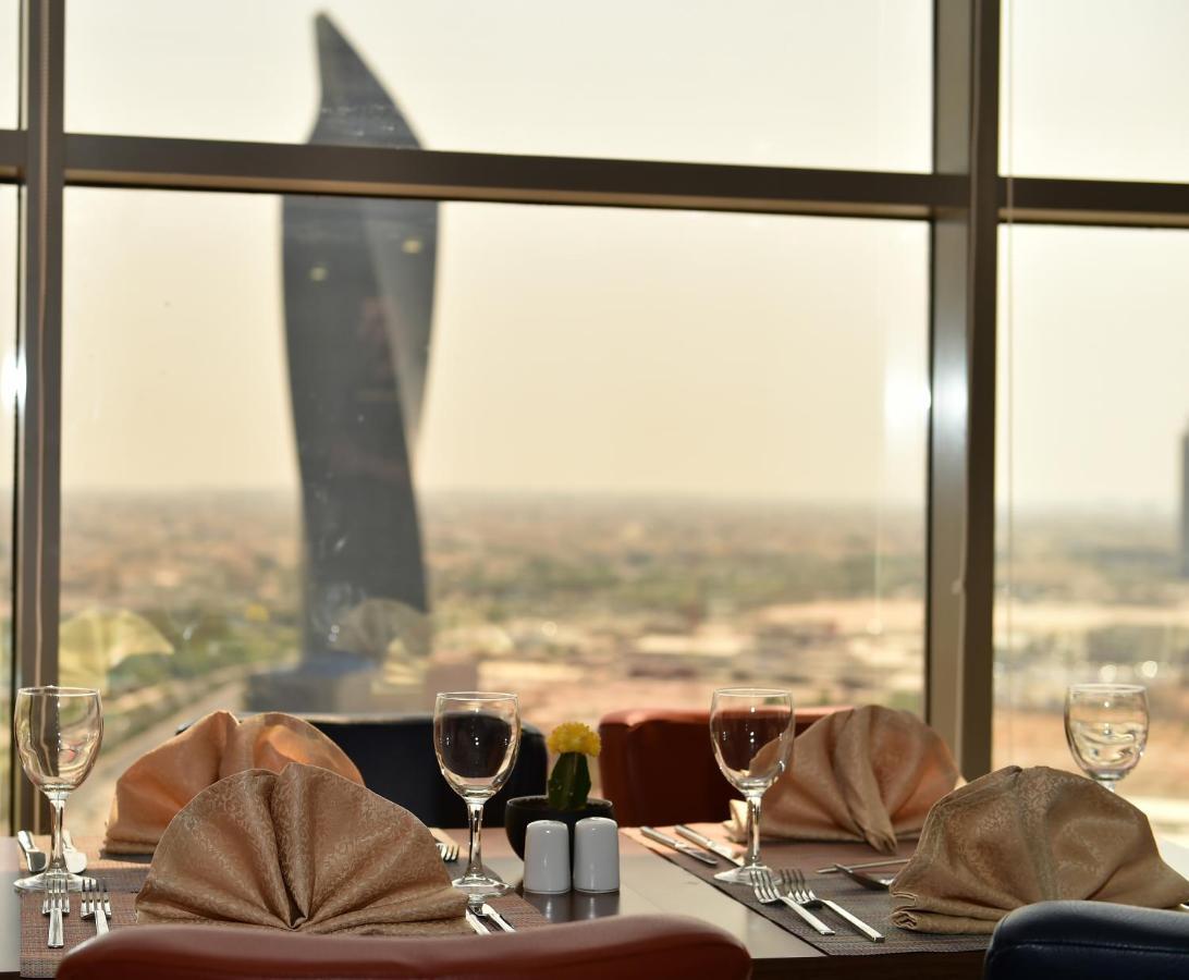 Ramada Encore By Wyndham Kuwait Downtown Kuwait City Exterior foto