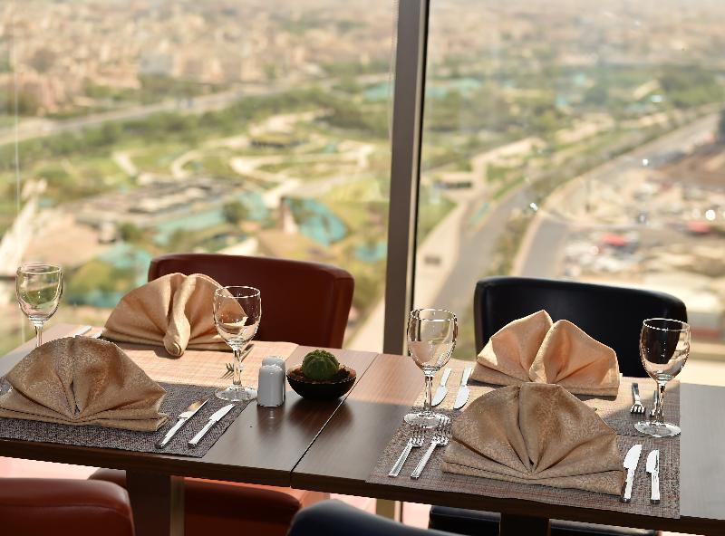 Ramada Encore By Wyndham Kuwait Downtown Kuwait City Exterior foto